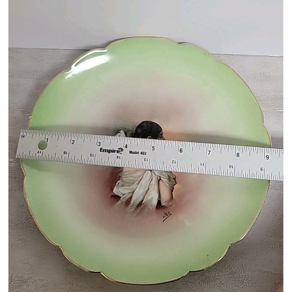 Antique Limoges Portrait Plate Artist Signed LUZ France Green Scalloped Gold - Picture 5 of 6